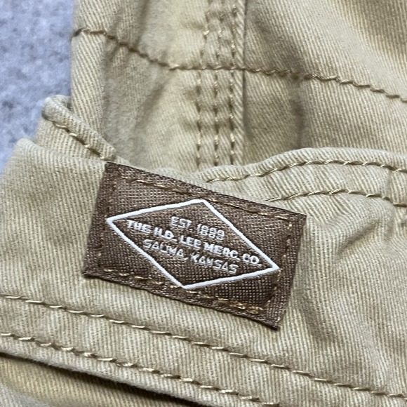 Lee Shorts Mens 30 (32 Tag) Beige Cargo 11" Inseam Midrise Outdoor Canvas - Picture 7 of 10